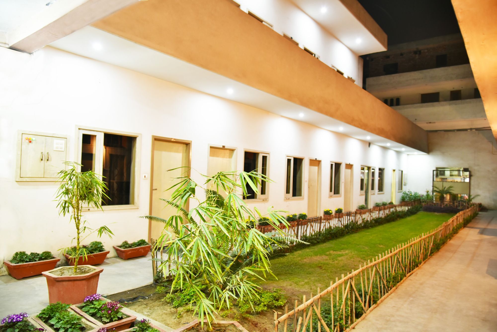 Hotel Palace Αμριτσάρ Εξωτερικό φωτογραφία